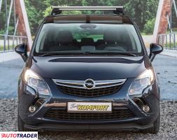 Opel Zafira 2011 1.4 140 KM