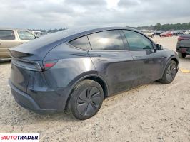 Tesla Model Y 2026