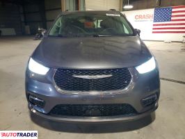 Chrysler Pacifica 2022 3