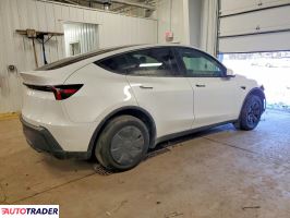 Tesla Model Y 2026