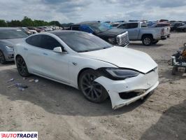 Tesla Model S 2018