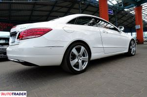 Mercedes E-klasa 2015 3.5 306 KM Mercedes E-klasa 2015 3.5 306 KM