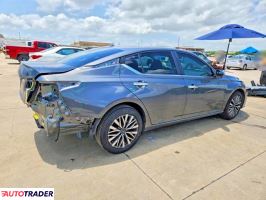 Nissan Altima 2025 2