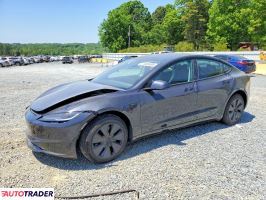 Tesla Model 3 2025