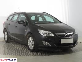 Opel Astra 2012 1.6 113 KM