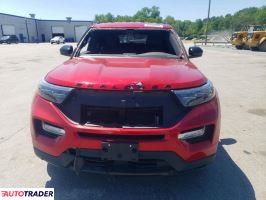 Ford Explorer 2022 3