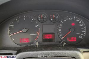 Audi A4 2000 1.8 125 KM