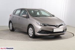 Toyota Auris 2015 1.6 130 KM