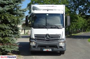 Mercedes 2016