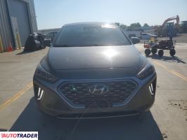 Hyundai IONIQ Hybrid 2021 1