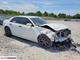 Chrysler 300C 2021 5