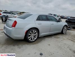 Chrysler 300C 2019 3