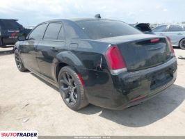 Chrysler 300C 2022 3