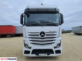 Mercedes Actros