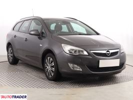 Opel Astra 2011 1.7 108 KM