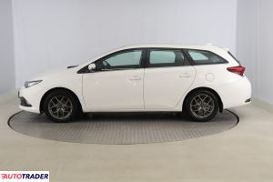 Toyota Auris 2015 1.6 130 KM