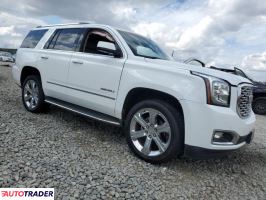 GMC Yukon 2019 6