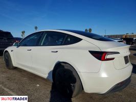 Tesla Model 3 2025