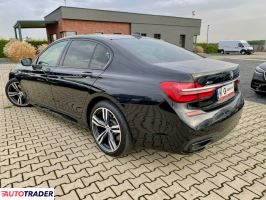 BMW 750 2017 3 400 KM