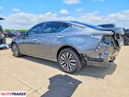 Nissan Altima 2025 2