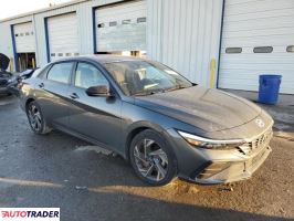 Hyundai Elantra 2025 2