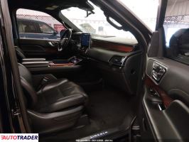 Lincoln Navigator 2021 3