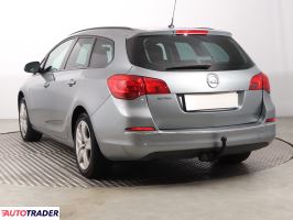 Opel Astra 2012 1.4 118 KM