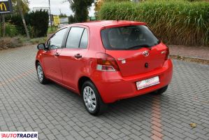 Toyota Yaris 2009 1.3 101 KM