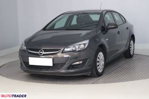 Opel Astra 2013 1.6 113 KM