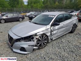 Nissan Altima - zobacz ofertę