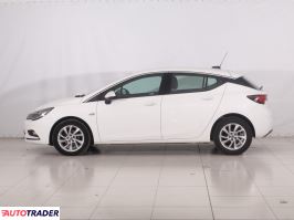 Opel Astra 2017 1.4 147 KM