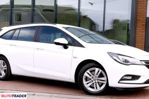 Opel Astra 2018 1.6 136 KM