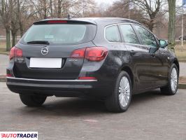 Opel Astra 2014 1.7 108 KM