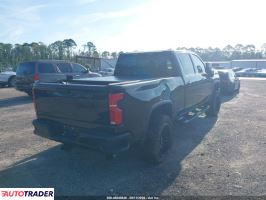 Chevrolet Silverado 2026 6