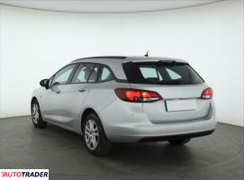 Opel Astra 2017 1.6 108 KM