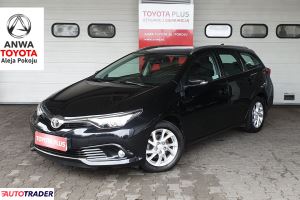 Toyota Auris 2017 1.6 132 KM Toyota Auris 2017 1.6 132 KM
