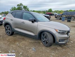 Volvo XC40 2022 2
