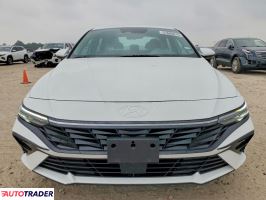 Hyundai Elantra 2025 2