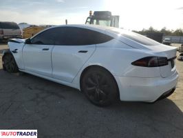 Tesla Model S 2022