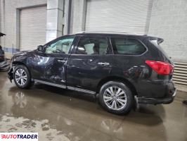 Nissan Pathfinder 2019 3