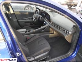 Hyundai Elantra 2023 2