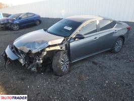 Nissan Altima 2025 2