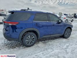 Nissan Pathfinder 2022 3