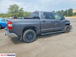 Toyota Tundra 2021 5