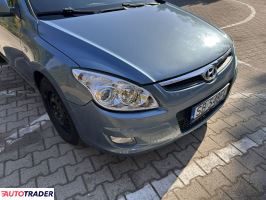 Hyundai i30 2008 1.6 90 KM