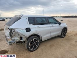 Mitsubishi Outlander 2023 2