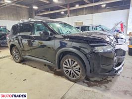 Nissan Pathfinder 2023 3