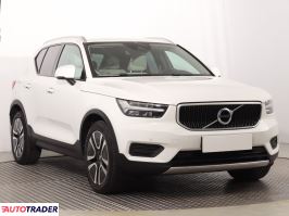 Volvo XC40 2020 2.0 147 KM
