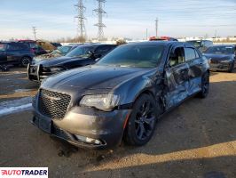 Chrysler 300C 2022 3