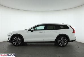 Volvo V60 Cross Country 2019 2.0 187 KM